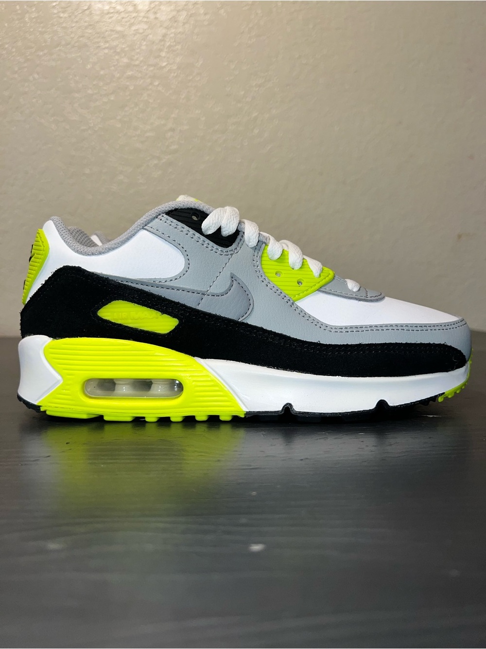 Kids Nike Air Max 90 ‘Volt’ Size 5y